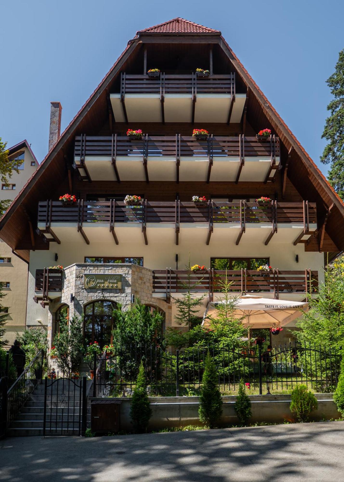 Opus Villa Sinaia Exterior foto